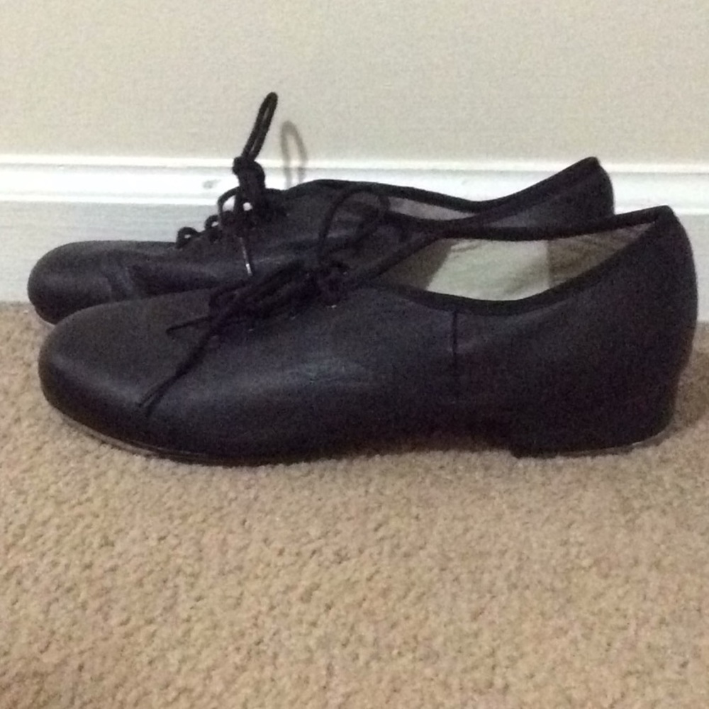 Black Tap Shoes - Capezio